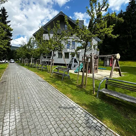 Mountain Resident - Relaxace S Wellness, Terasou, Soukromou Garazi A Moznosti Bufetove Snidane Za Priplatek * Harrachov