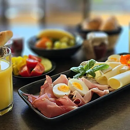 Mountain Resident - Relaxace S Wellness, Terasou, Soukromou Garazi A Moznosti Bufetove Snidane Za Priplatek Apartamento *