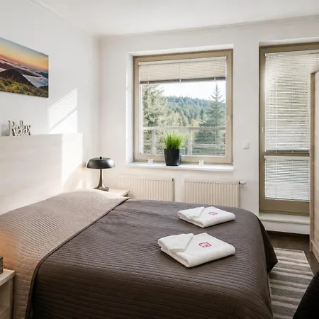 Appartement Mountain Resident - Wellness, Terasa & Garaz V Cene, Moznost Snidane Harrachov