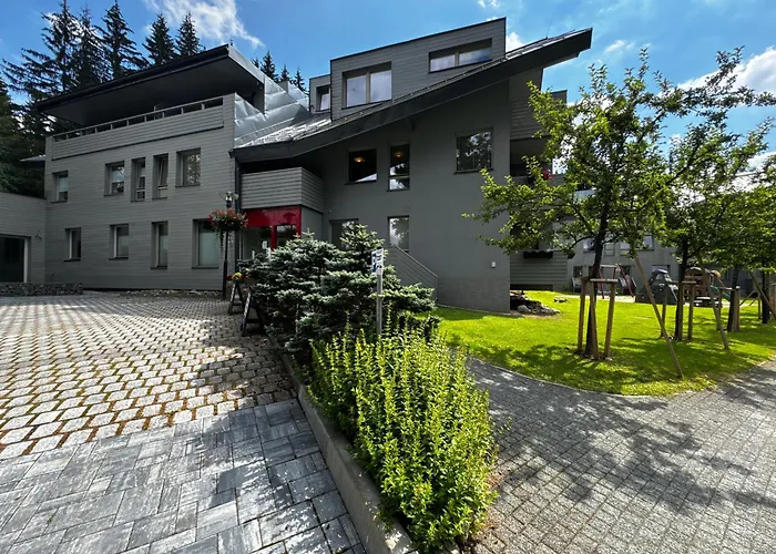 Mountain Resident - Relax S Wellness, Terasou A Soukromou Garazi Lejlighed *
